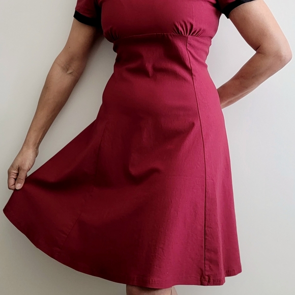 Vintage Miusil Inspired Dress - Picture 8 of 13